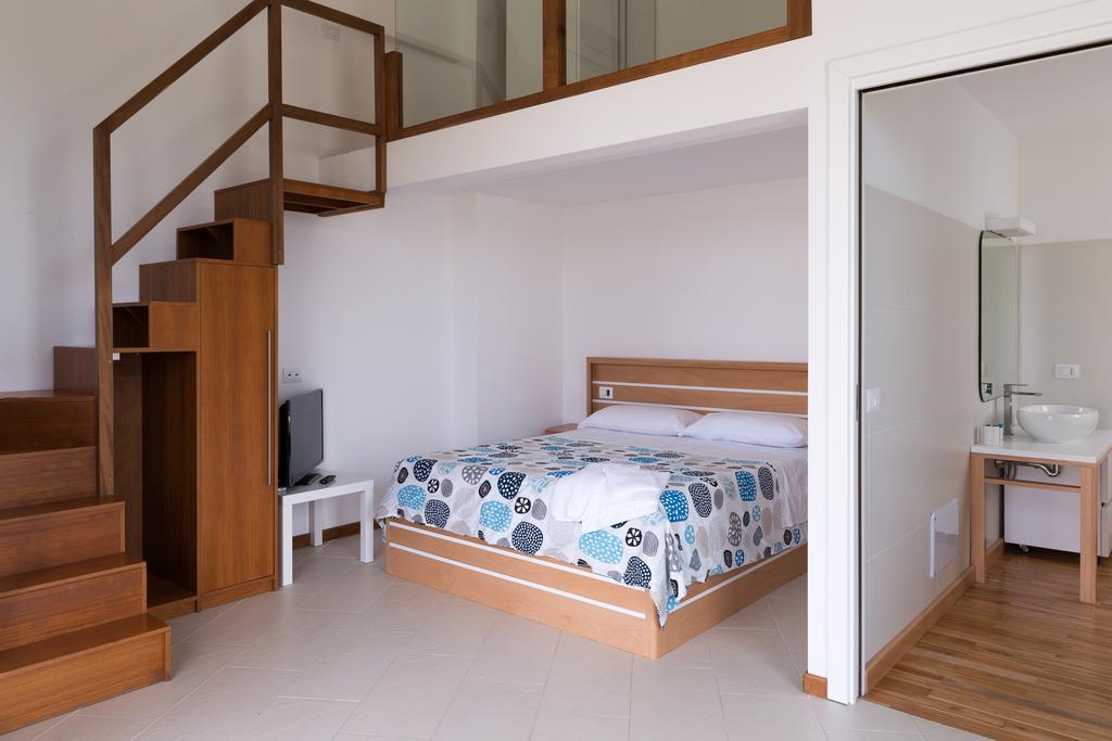 Lalena's Garden Guest house 3*